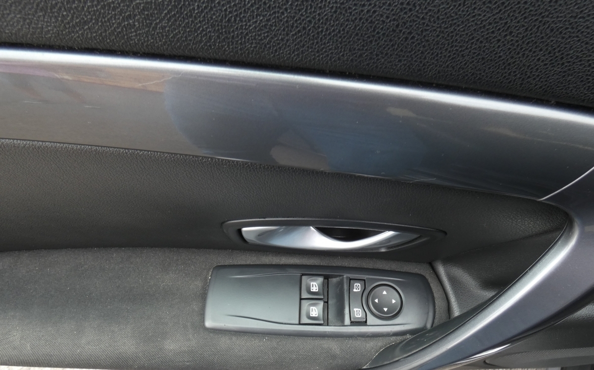 Renault Laguna — 15